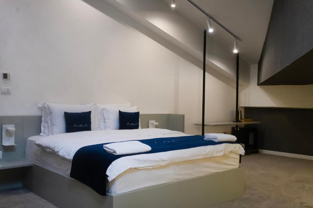 Nam Hotel gallery image 19