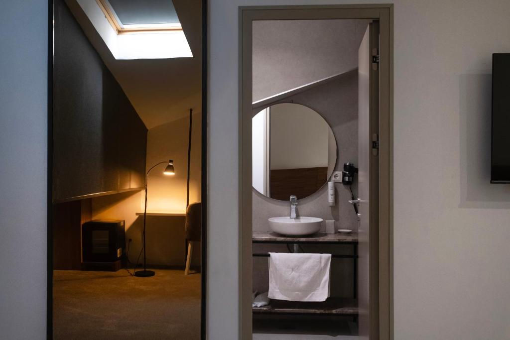 Nam Hotel gallery image 42