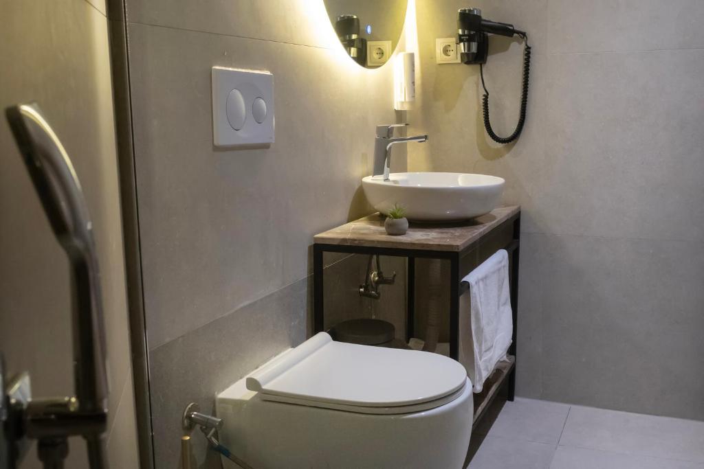 Nam Hotel gallery image 68