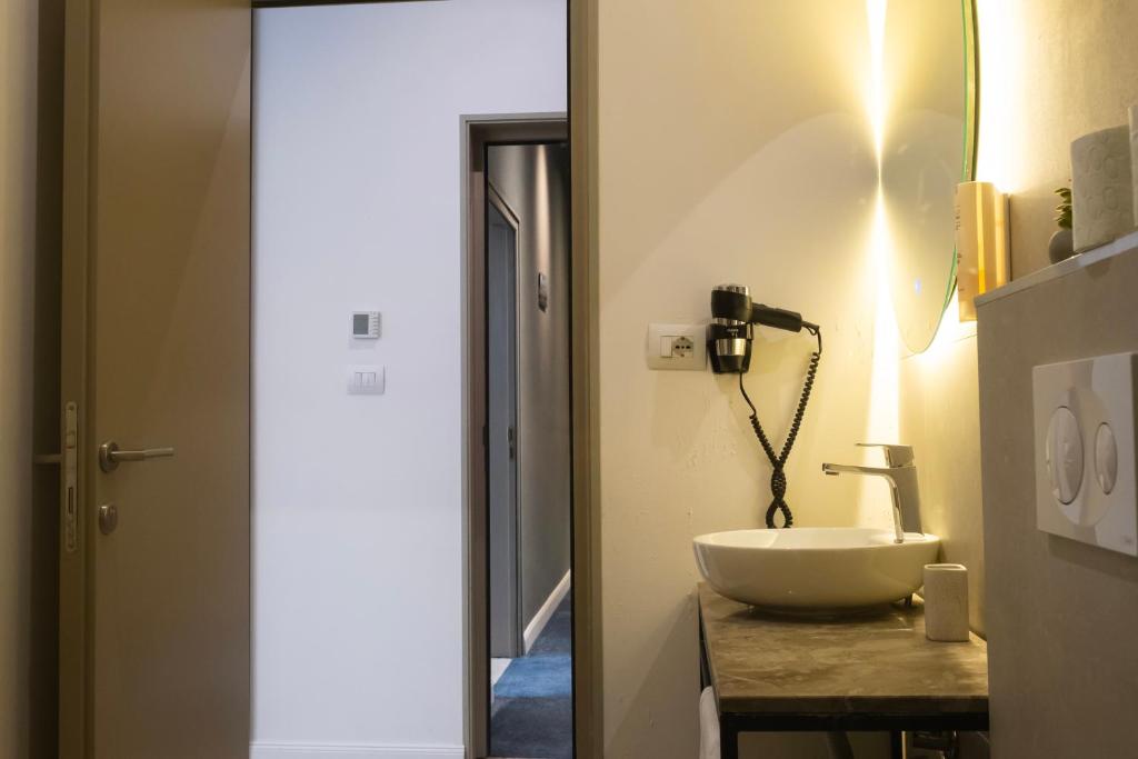 Nam Hotel gallery image 101